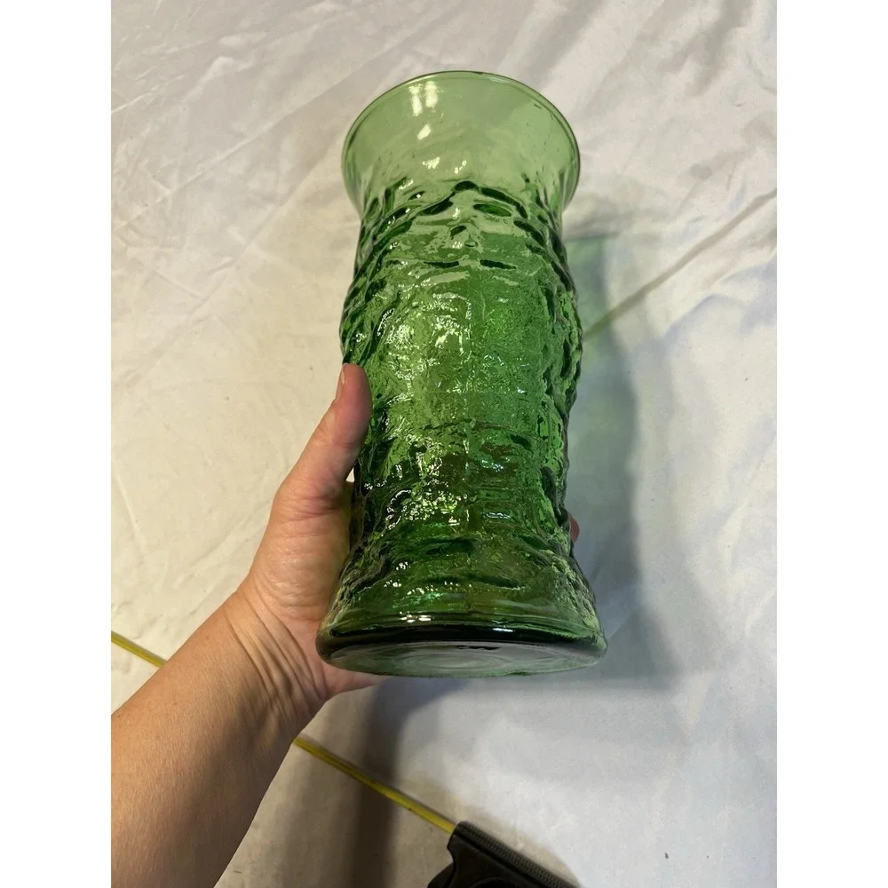 Vintage Emerald Green Textured Bark‎ Glass Vase Mid Century Modern 9.5 Inch